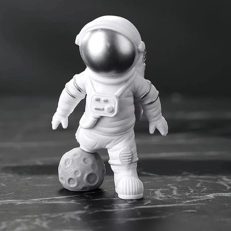 Conjunto de 4 Esculturas Decorativas de Astronauta